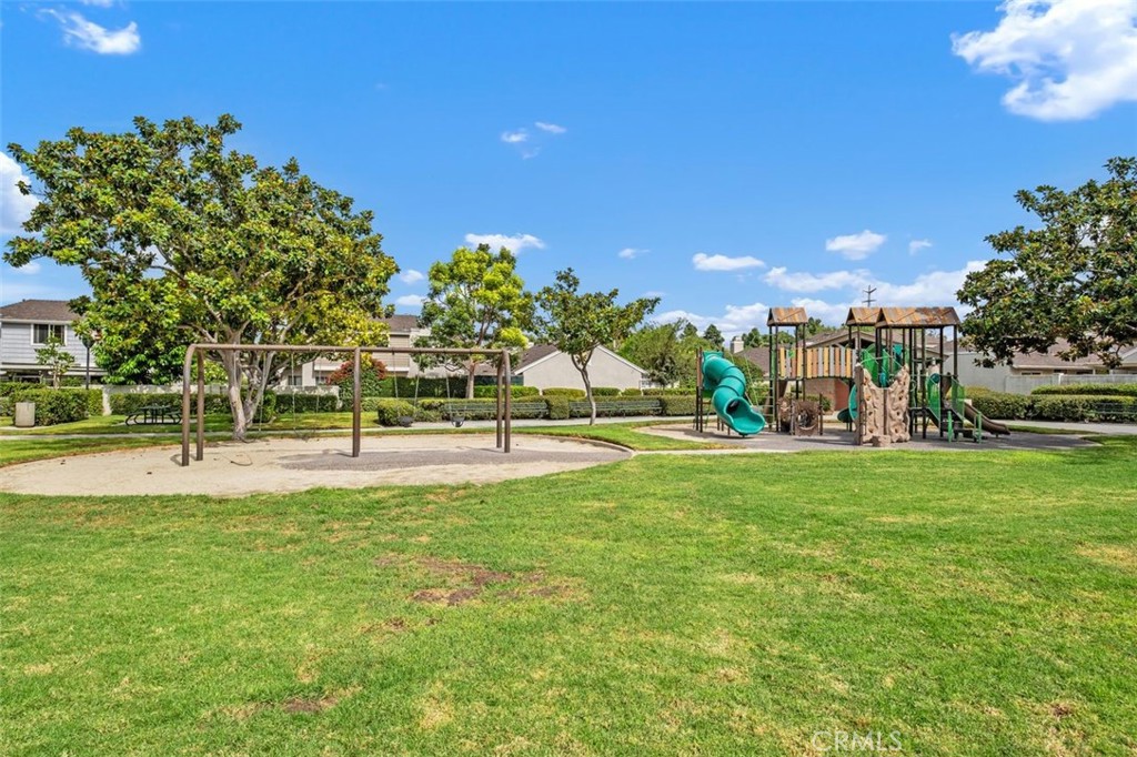 43 Riverstone