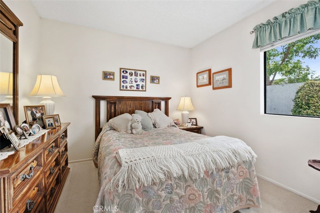 43 Riverstone
