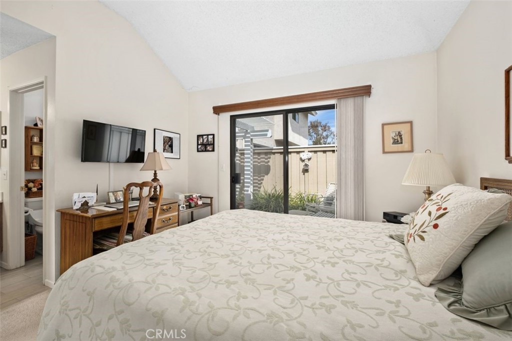 43 Riverstone