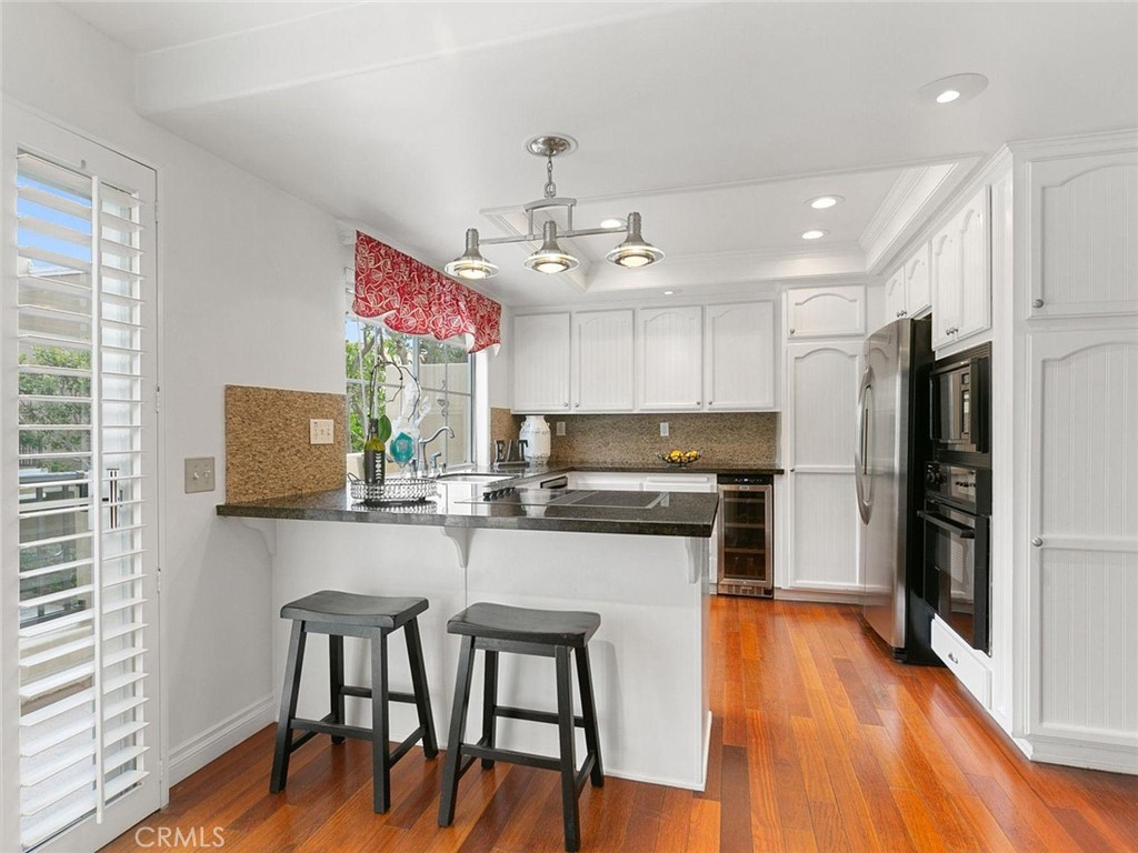 6051 Shadowbrook Circle