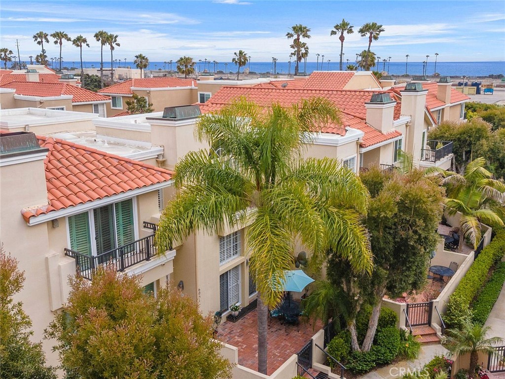 6051 Shadowbrook Circle