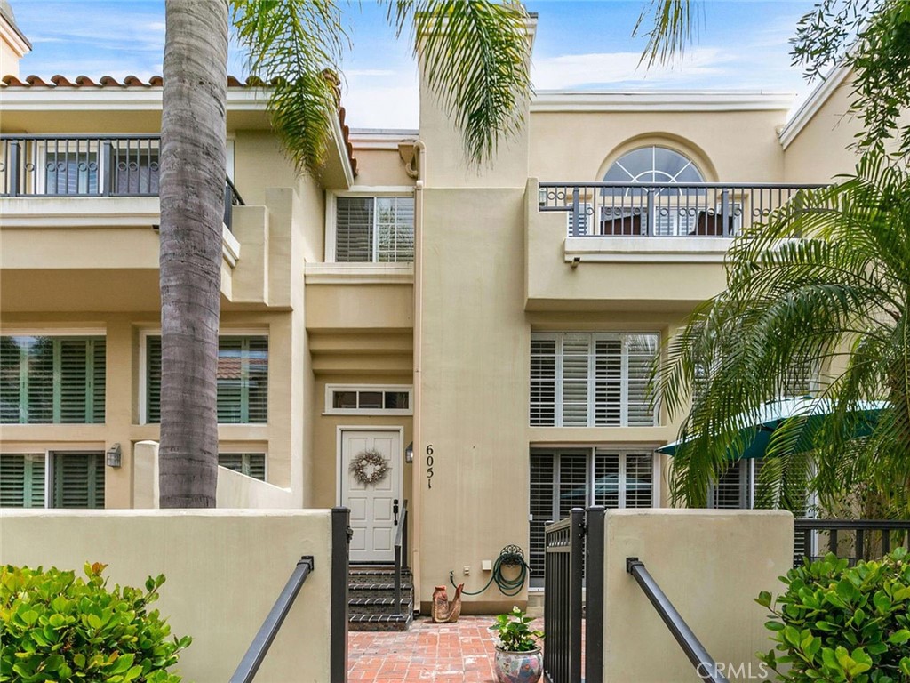 6051 Shadowbrook Circle