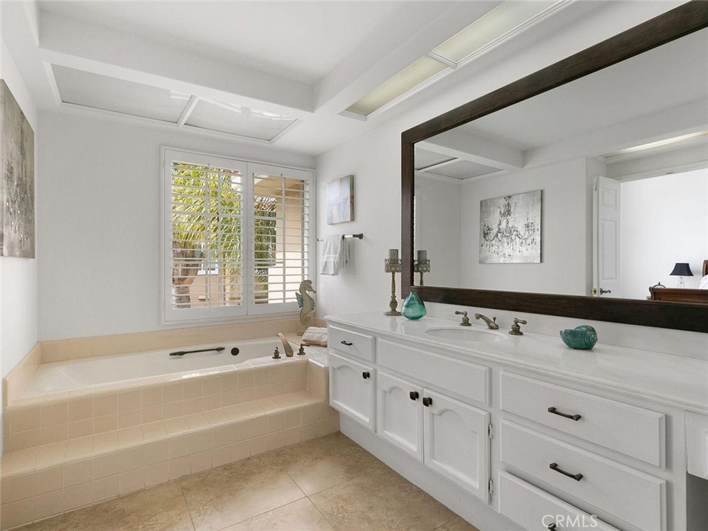 6051 Shadowbrook Circle