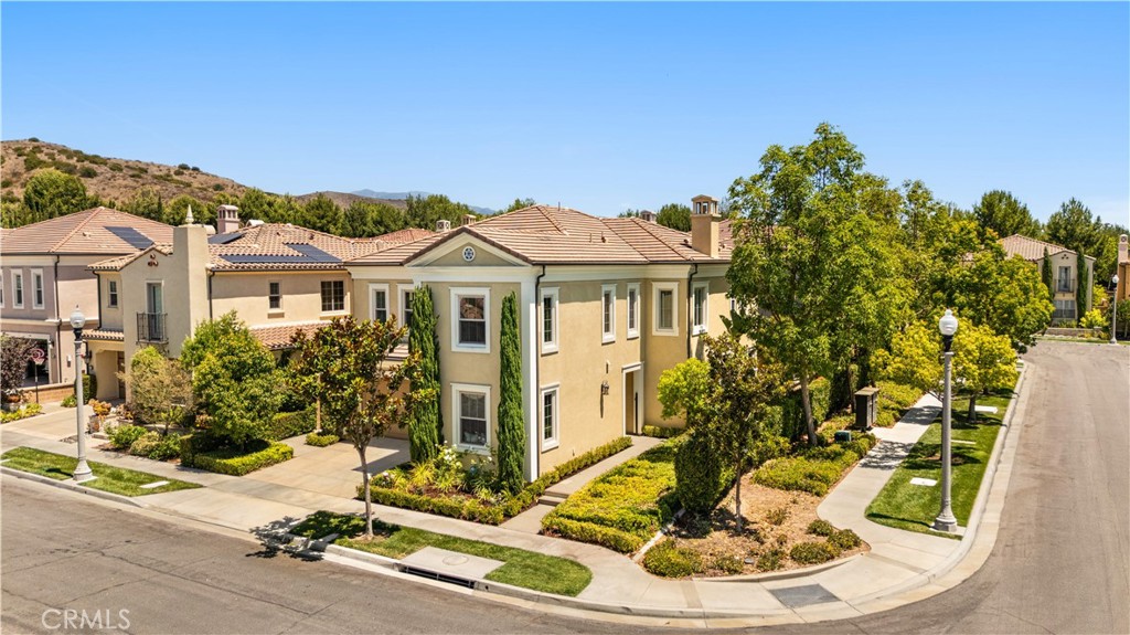 70 Weston
