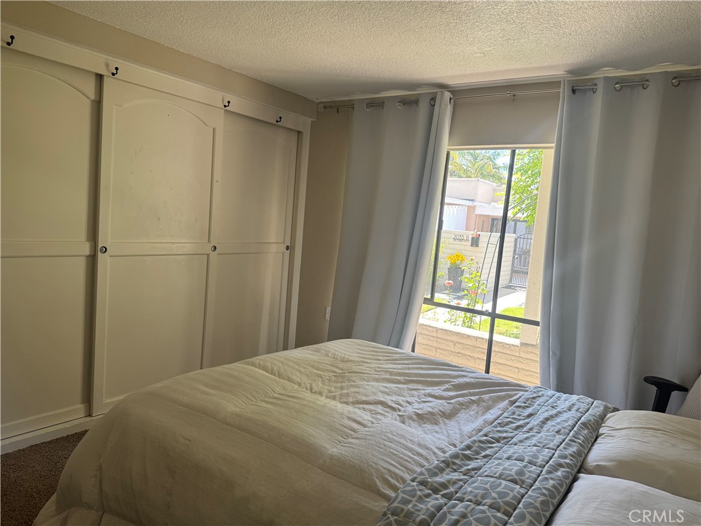 2037 Via Mariposa East C