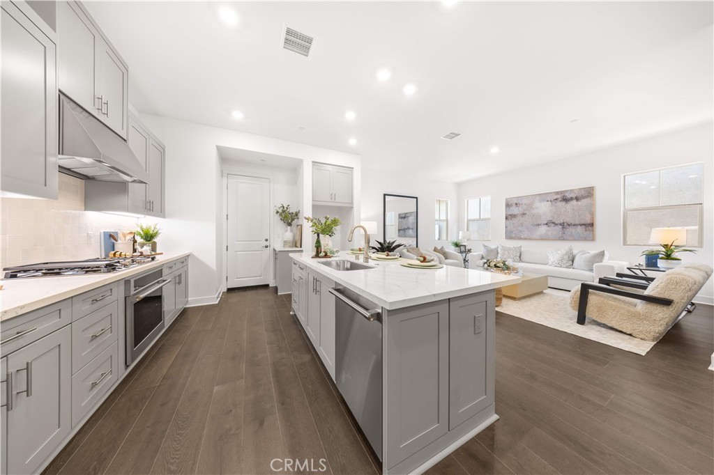 149 Great Park Blvd