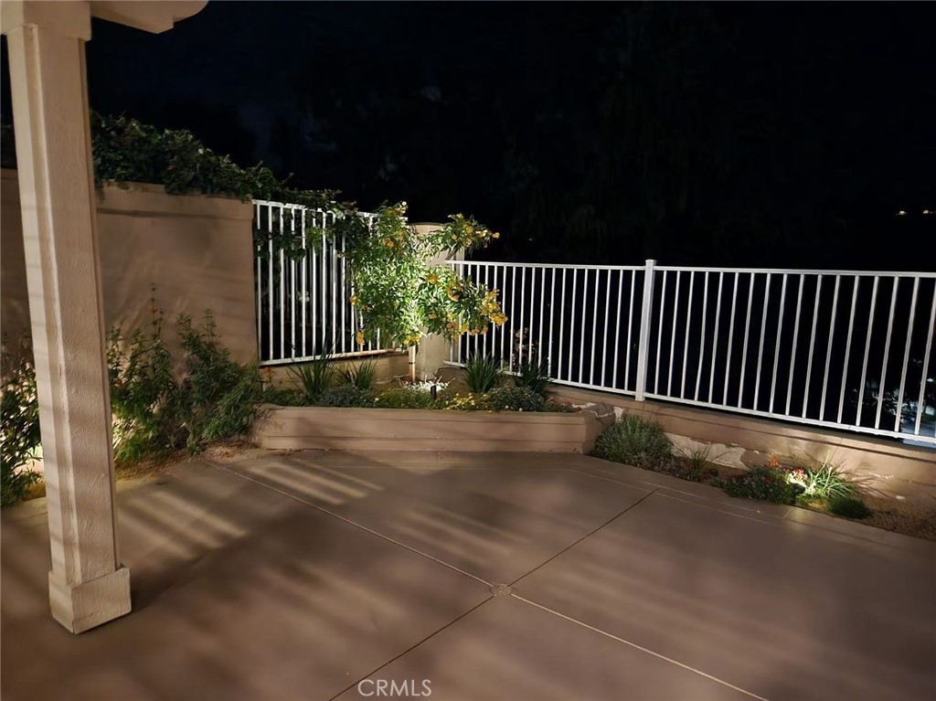 1509 Avenida De Nogales