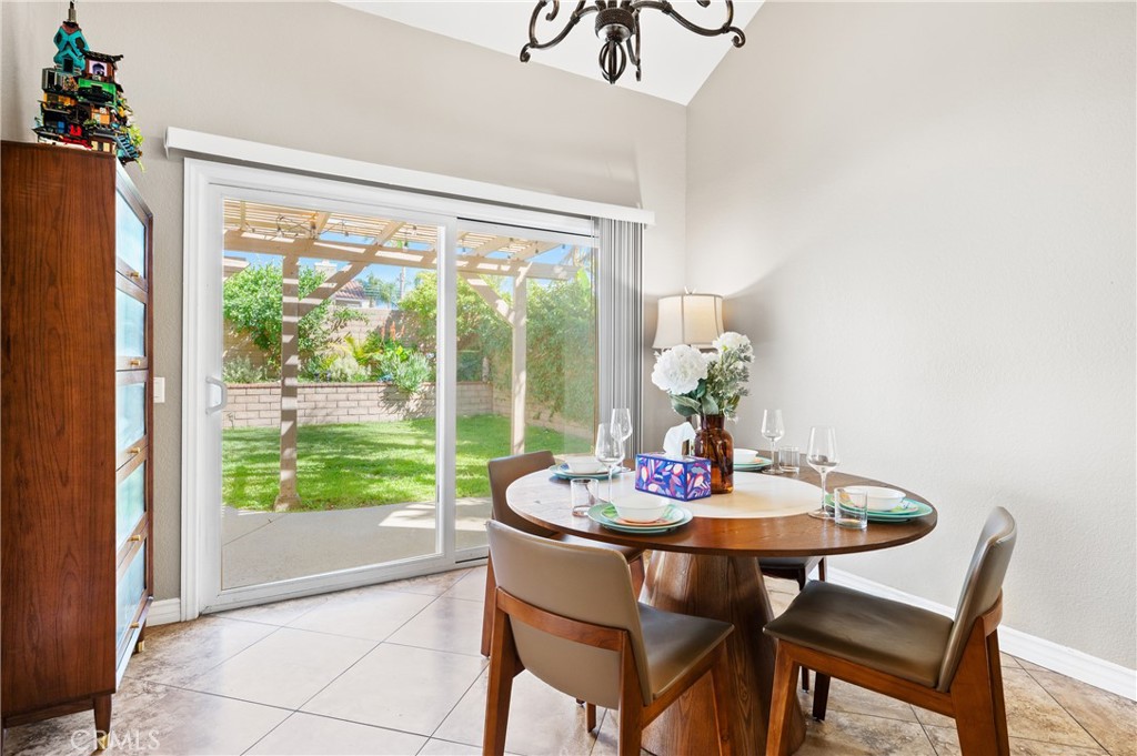 6933 Stanislaus