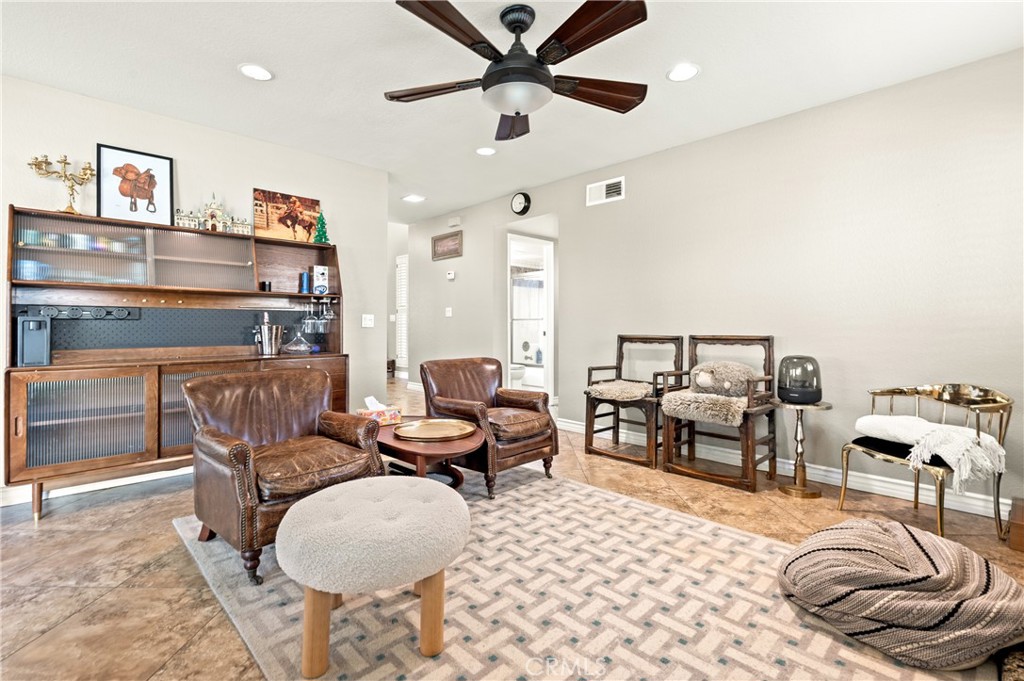 6933 Stanislaus