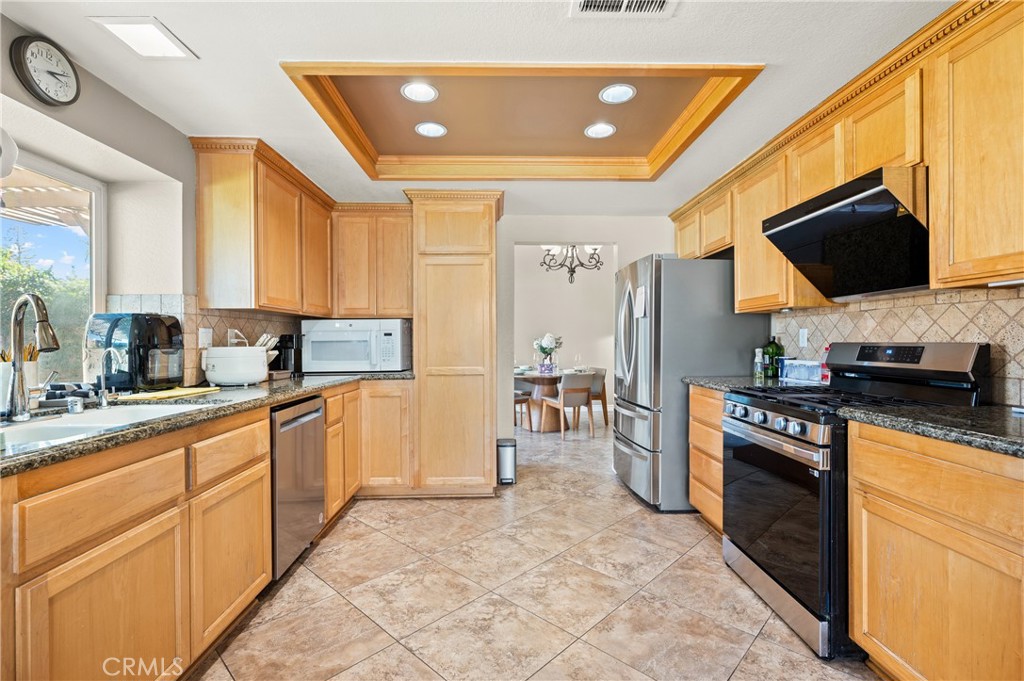 6933 Stanislaus