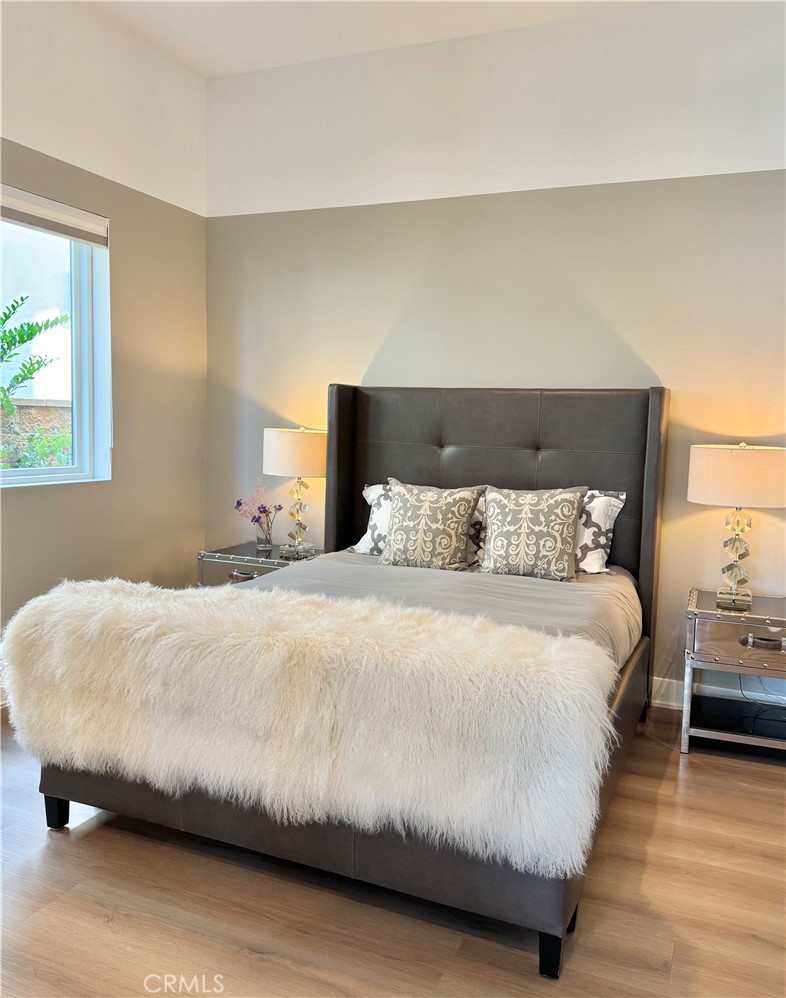 20401 W Aberdeen Lane