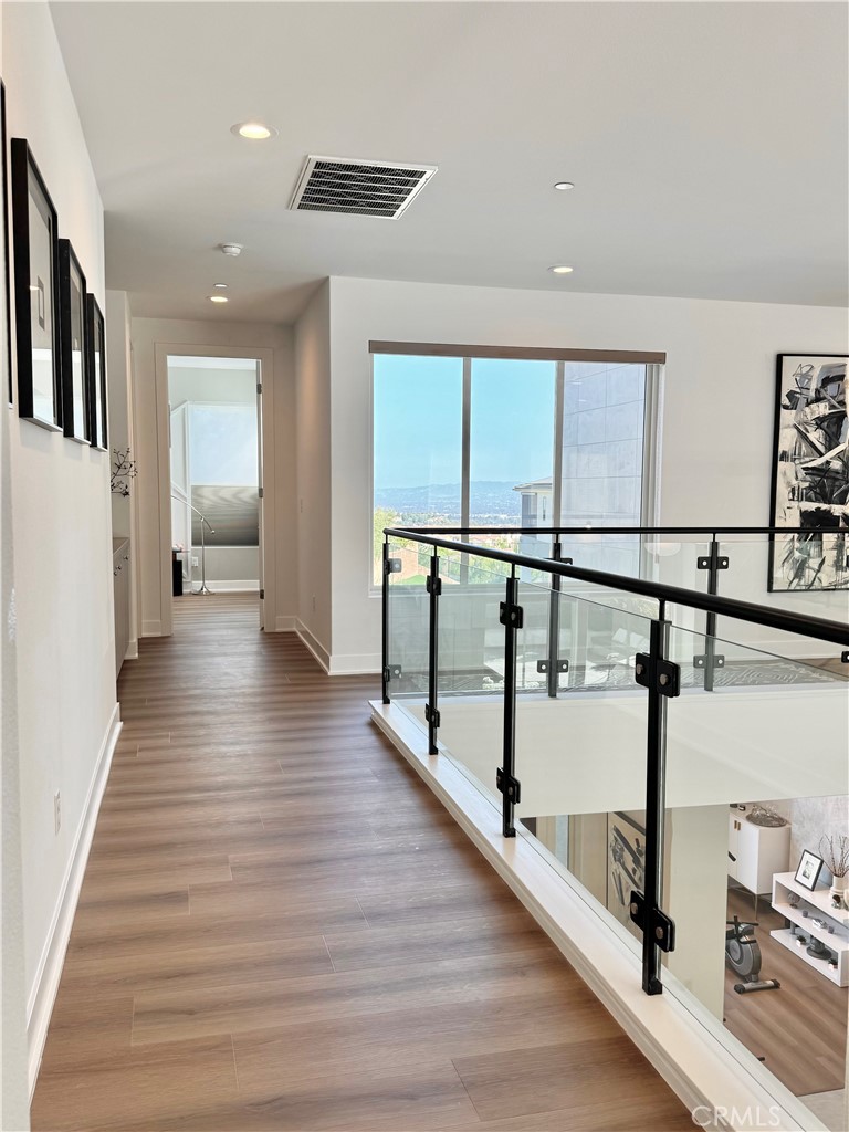 20401 W Aberdeen Lane