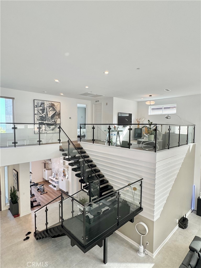 20401 W Aberdeen Lane