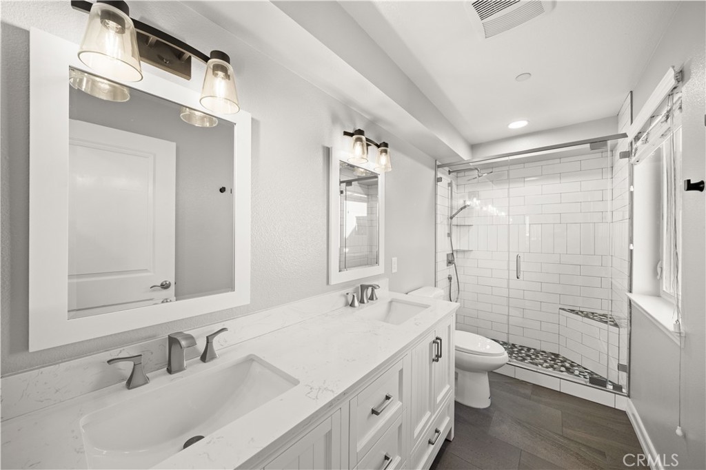 78 N Sierra Bonita Avenue 2