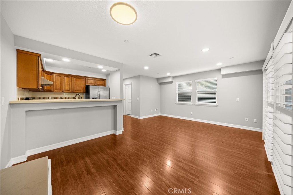 78 N Sierra Bonita Avenue 2