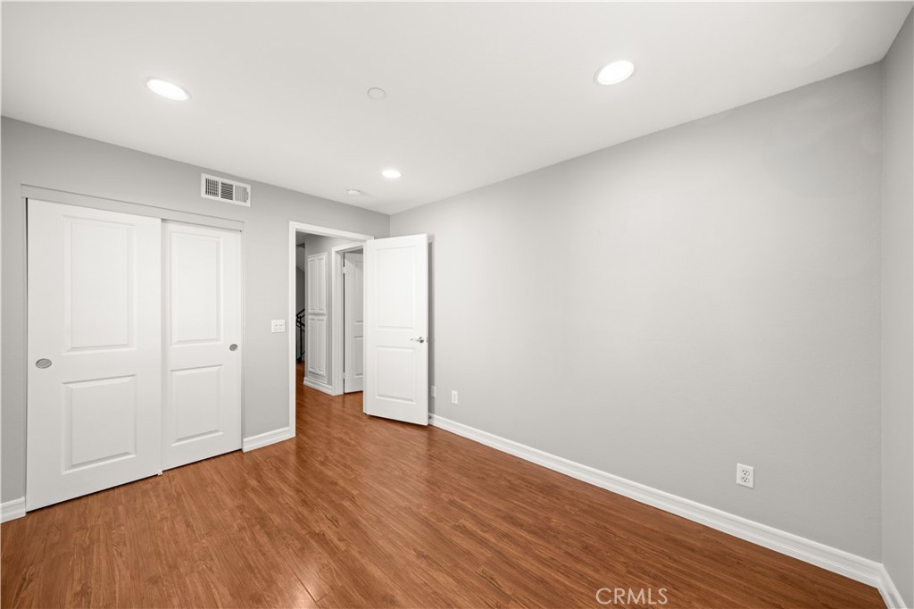 78 N Sierra Bonita Avenue 2