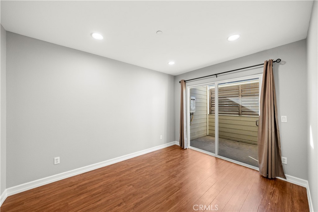 78 N Sierra Bonita Avenue 2