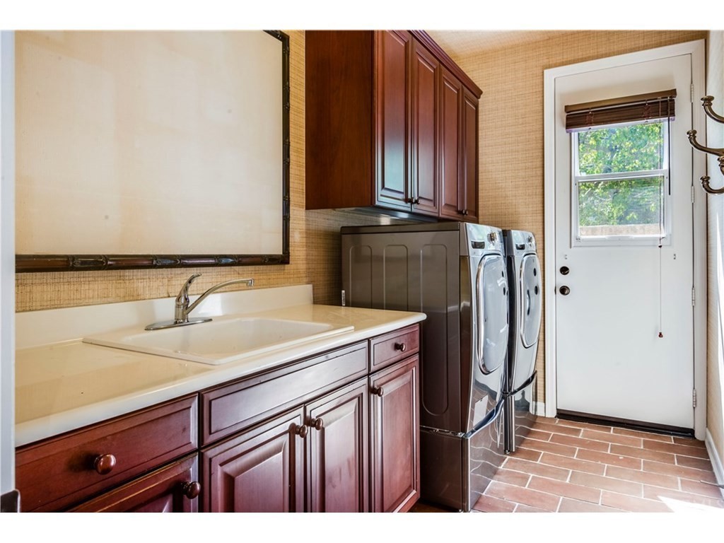 440 Tangerine Place