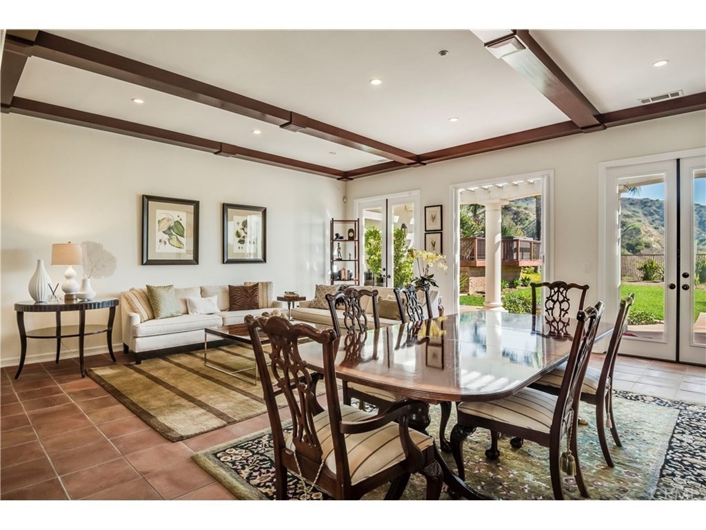 440 Tangerine Place