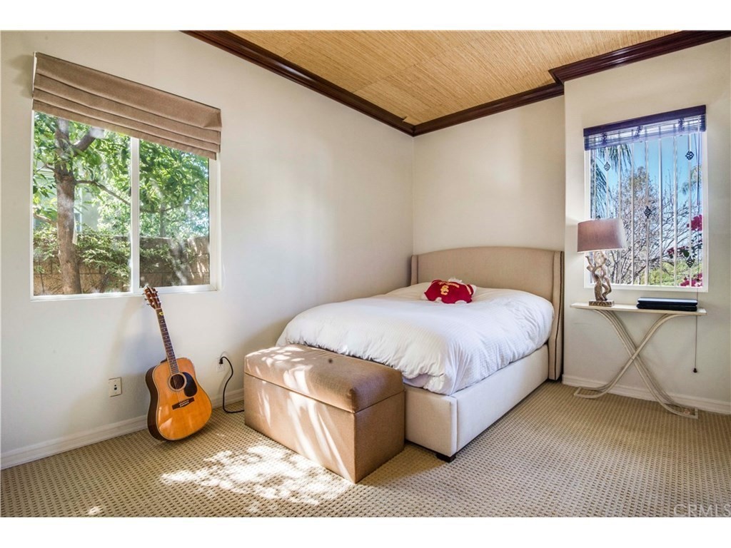 440 Tangerine Place