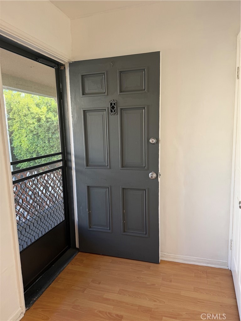 209 S Reeves