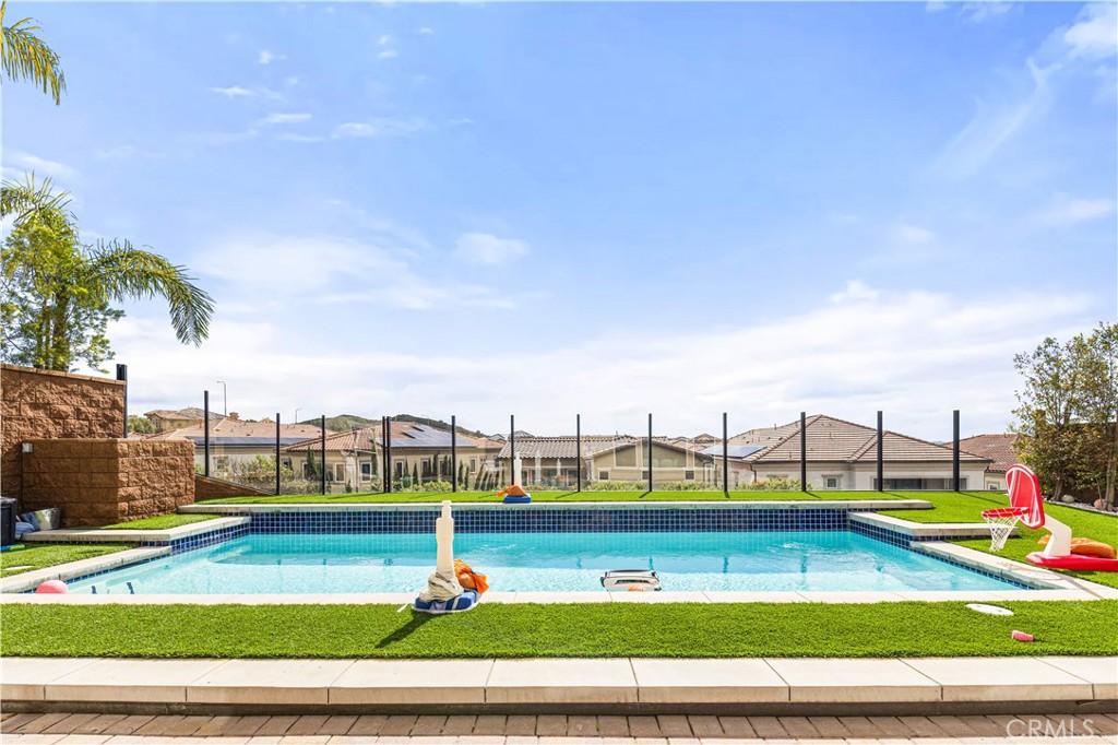 20564 W Bluebird Court