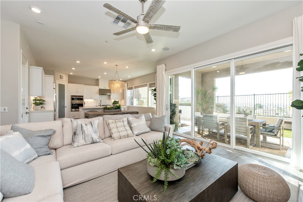 551 Serrano Summit