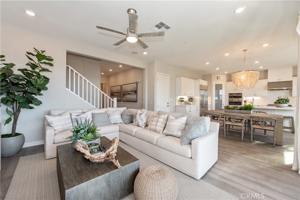 551 Serrano Summit