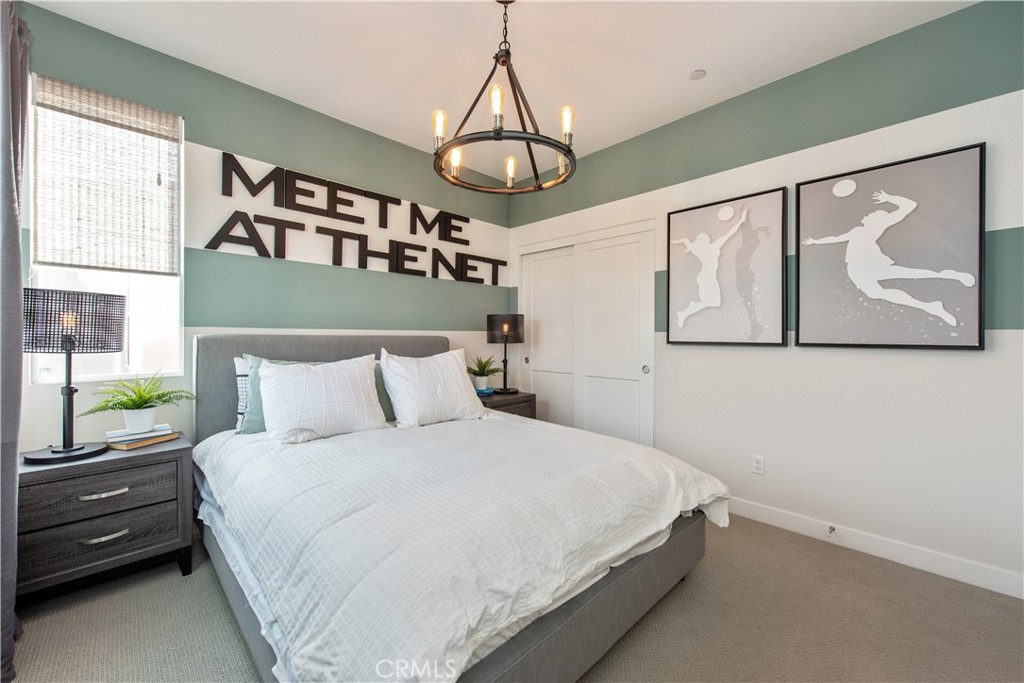 551 Serrano Summit