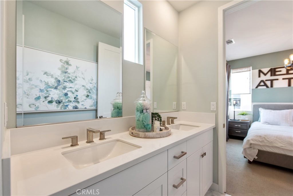 551 Serrano Summit
