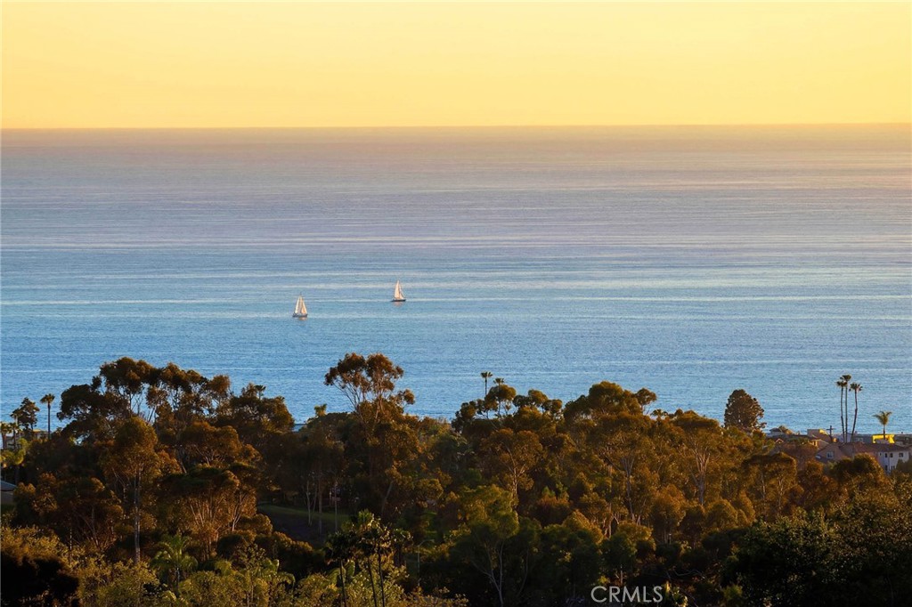 27001 Calle Esperanza