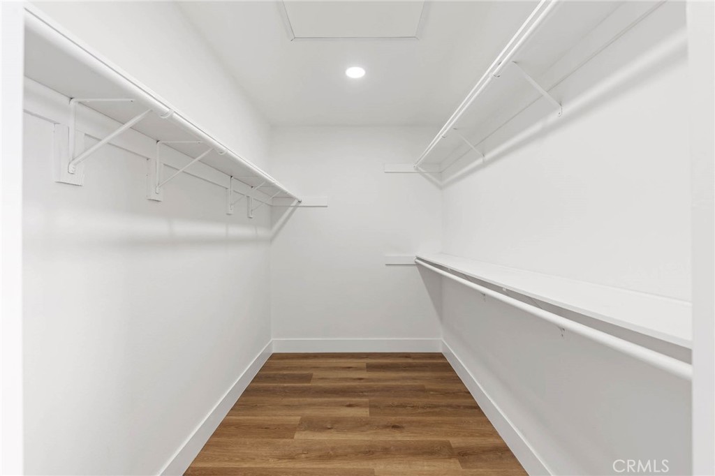 27001 Calle Esperanza