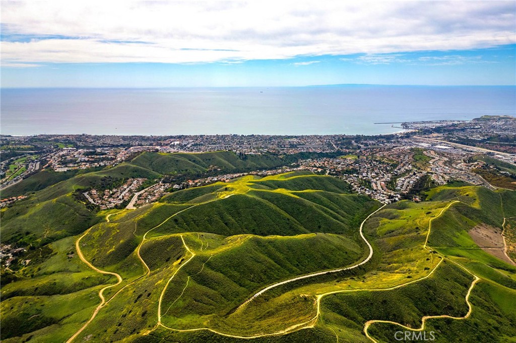 27001 Calle Esperanza