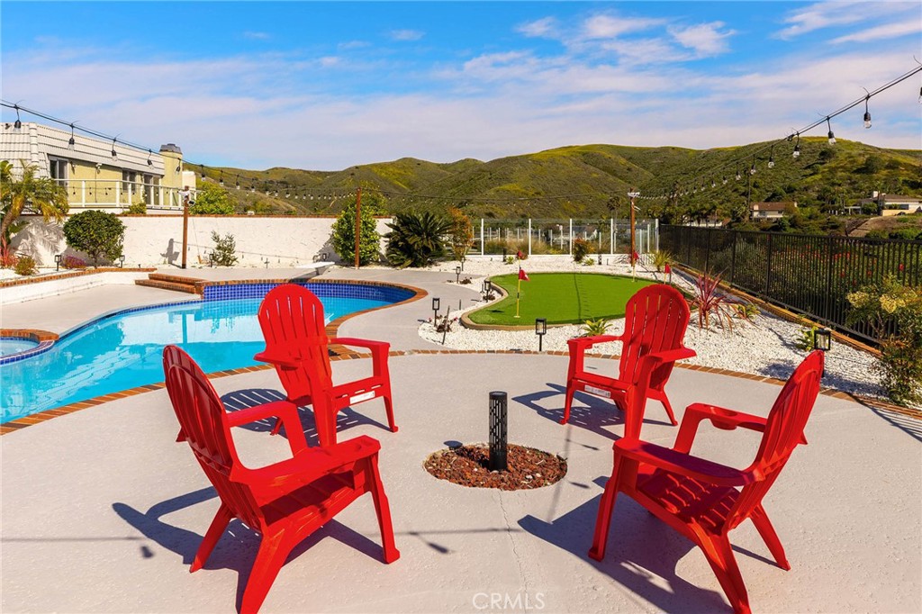 27001 Calle Esperanza