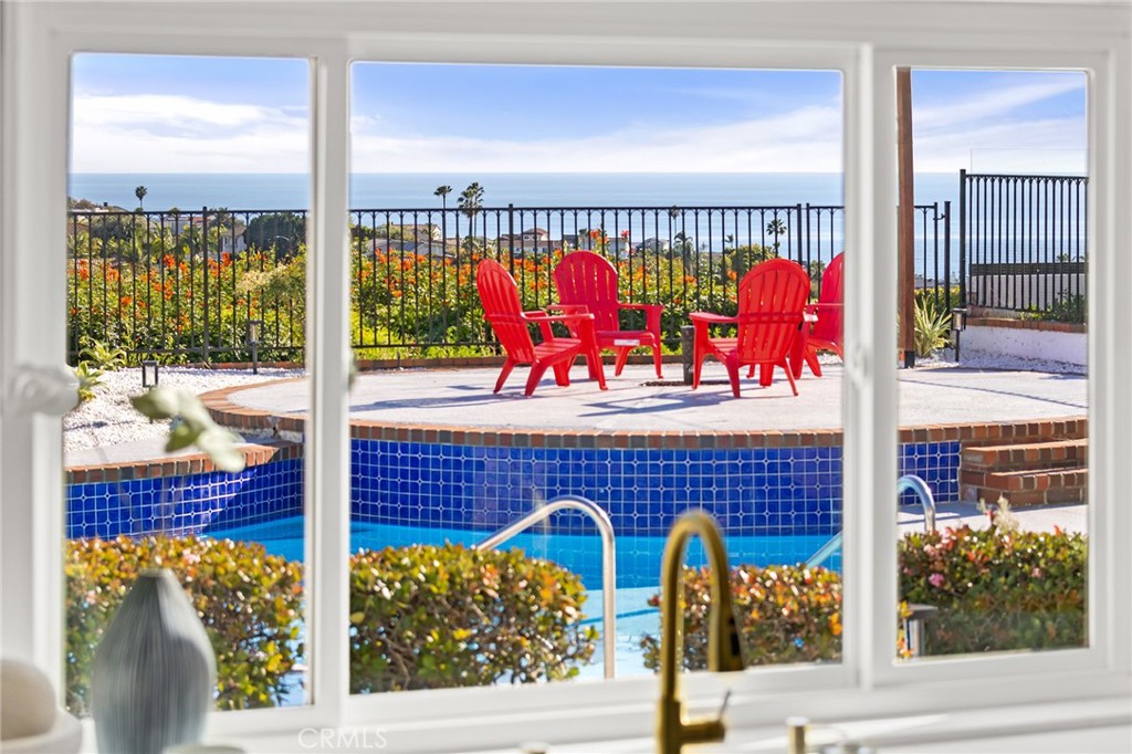 27001 Calle Esperanza