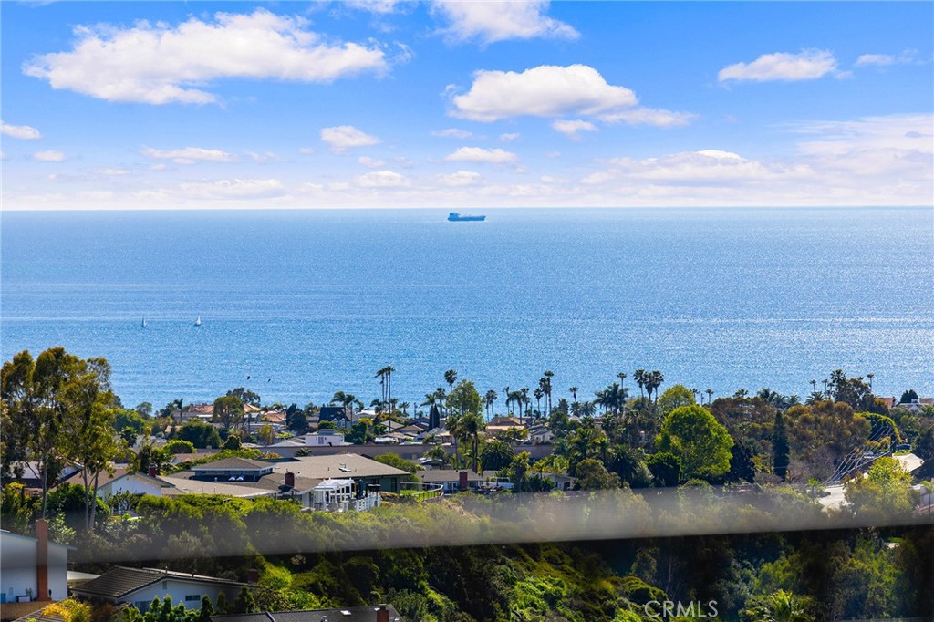 27001 Calle Esperanza