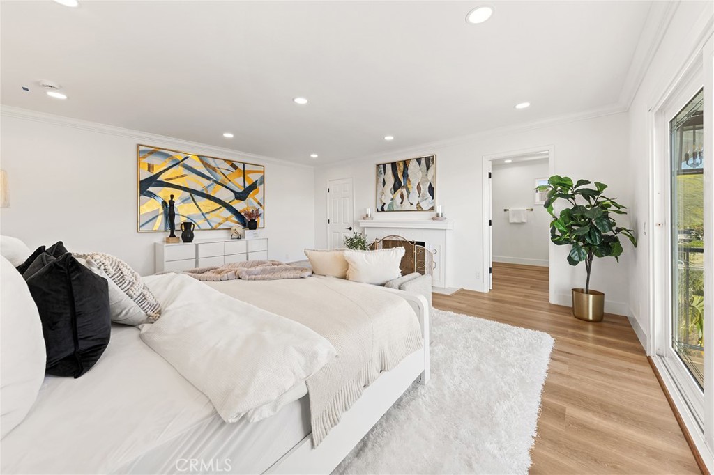 27001 Calle Esperanza