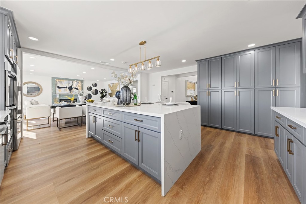 27001 Calle Esperanza