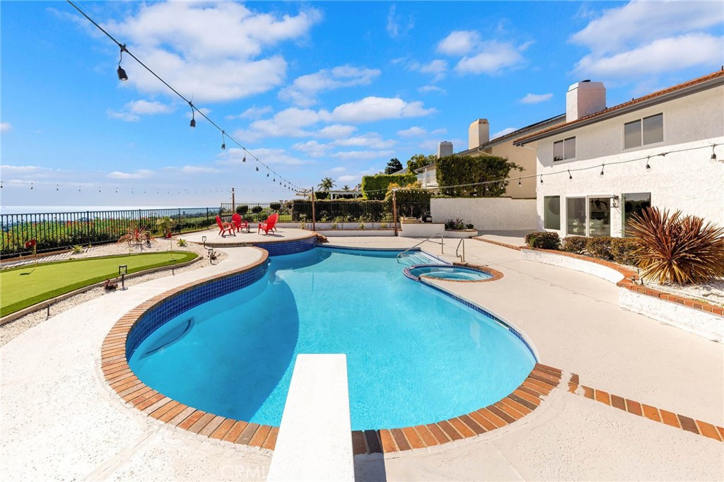 27001 Calle Esperanza