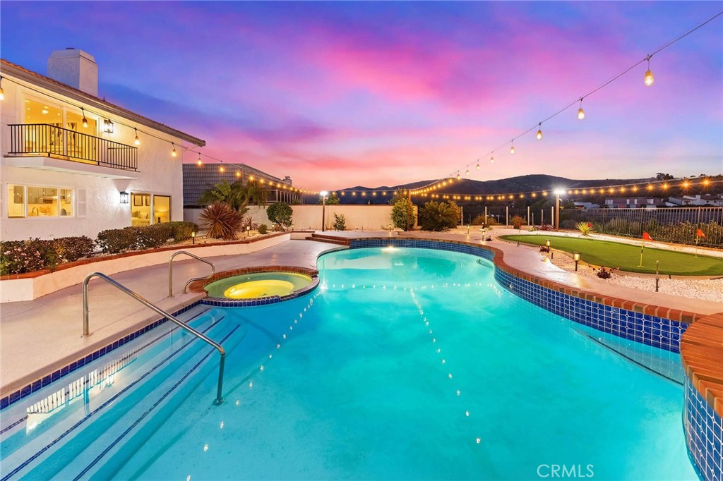 27001 Calle Esperanza