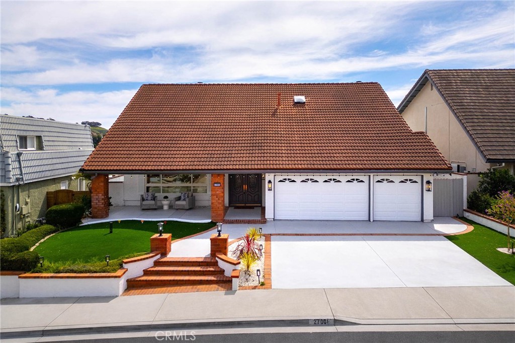 27001 Calle Esperanza