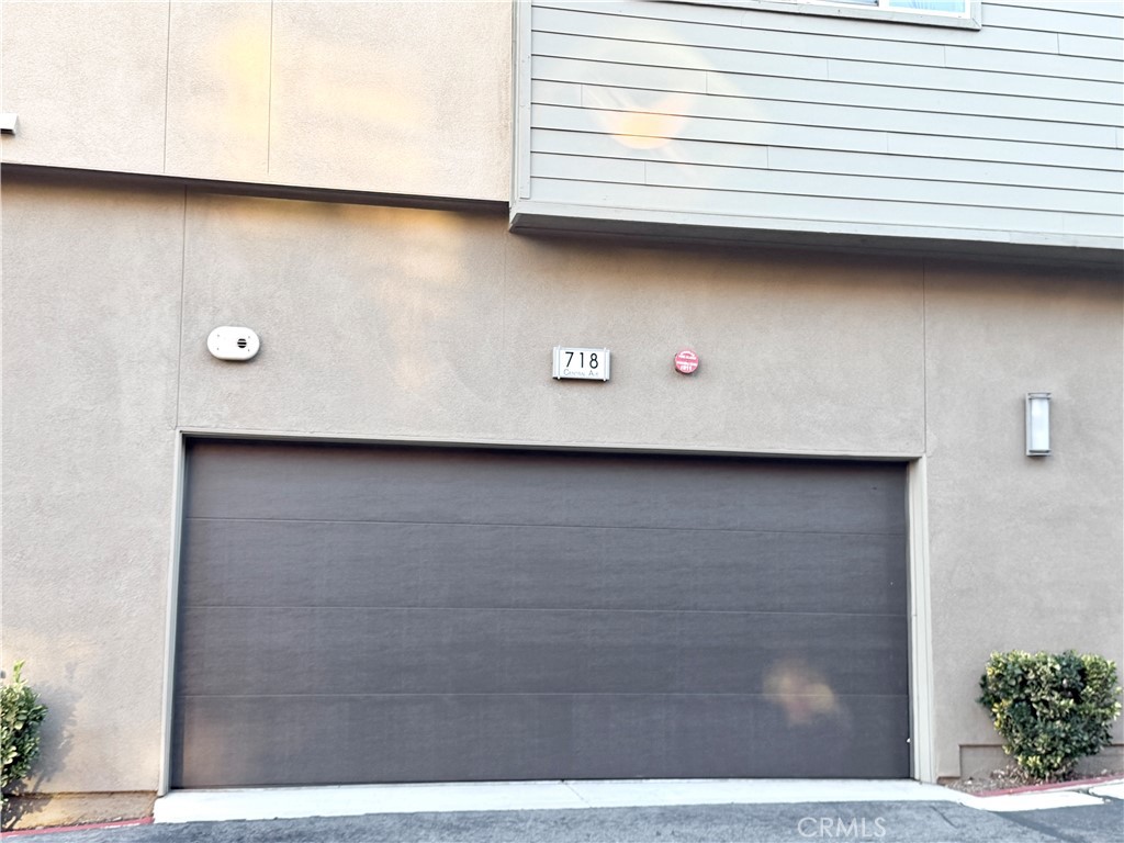 718 Central Avenue