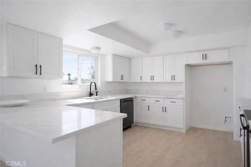 14045 Anderson Street 1/2