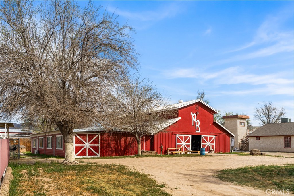 14433 Roy Rogers Ranch