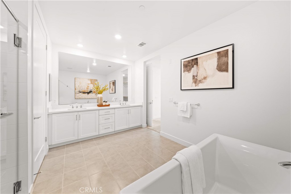 2510 Rivington