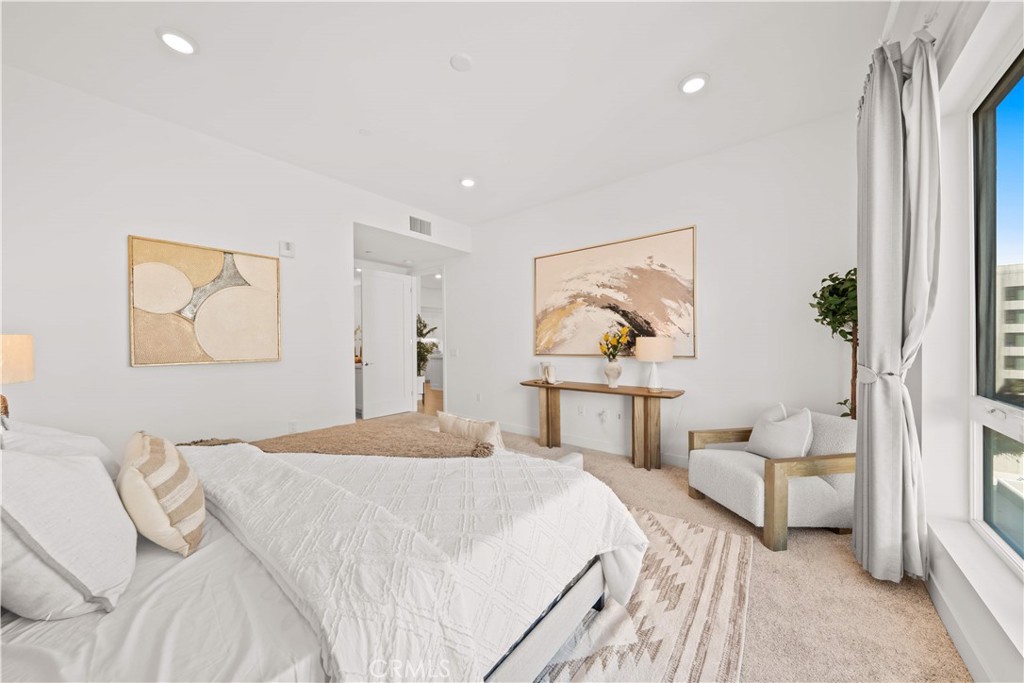 2510 Rivington