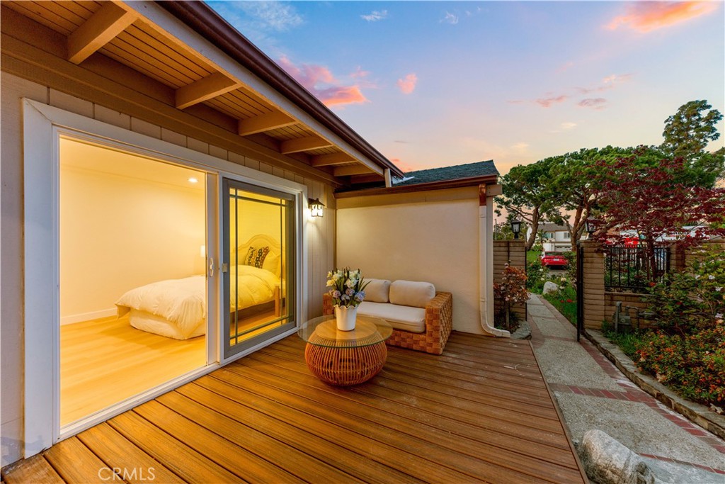 54 Willow Tree