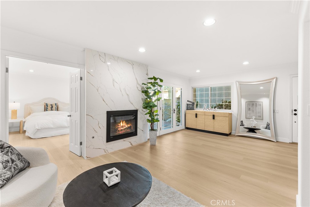 54 Willow Tree