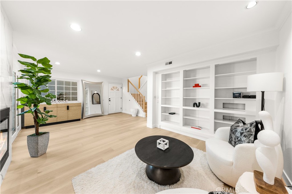 54 Willow Tree
