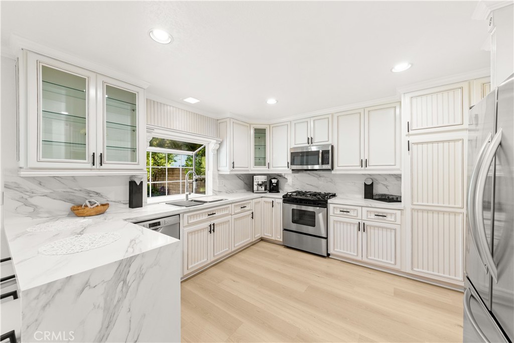 54 Willow Tree